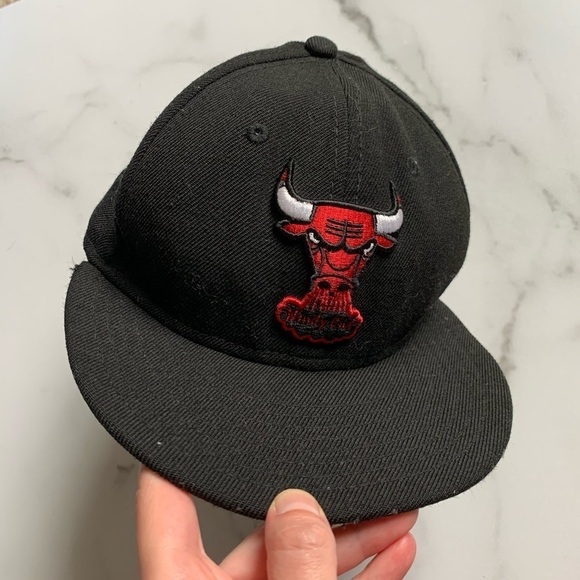 Chicago Bulls Basketball Hat 59FIFTY 7.5 Like New - Picture 2 of 5